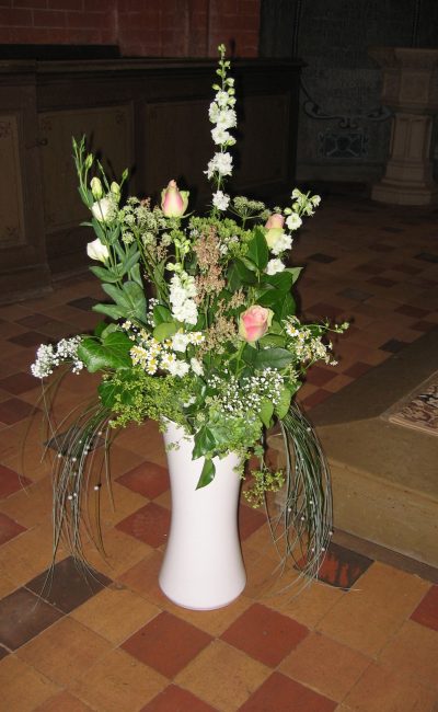 Hochzeitsdeko mit Blumen: Rosen für die Hochzeit in Berlin